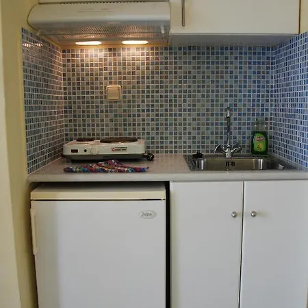 Koulas - Red Hotel apartamentowy