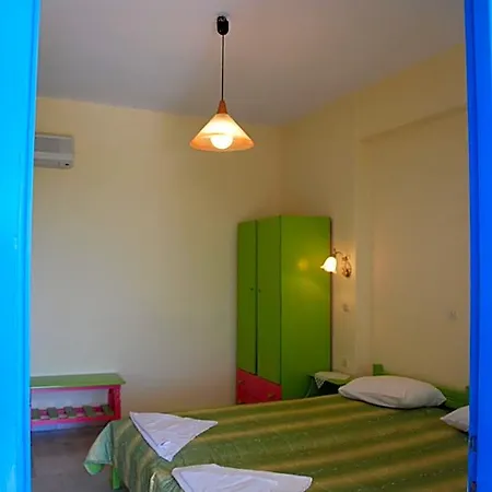 Koulas - Red 3* Agios Prokopios (Naxos)