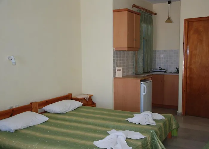 Koulas - Red 3* Agios Prokopios (Naxos)